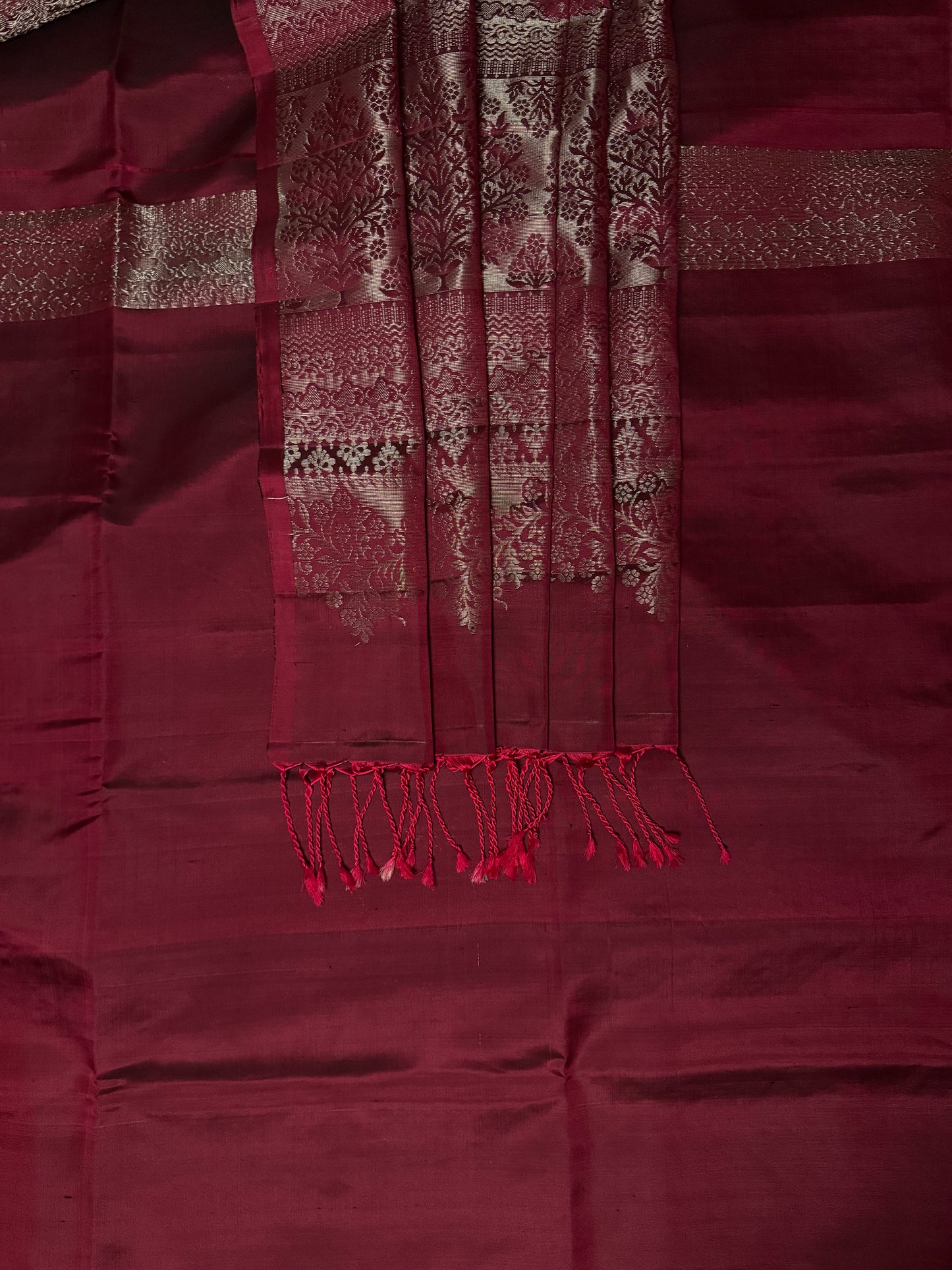 Viraah - Deep Magenta Soft Silk Saree with Silver Zari & Metallic Pallu