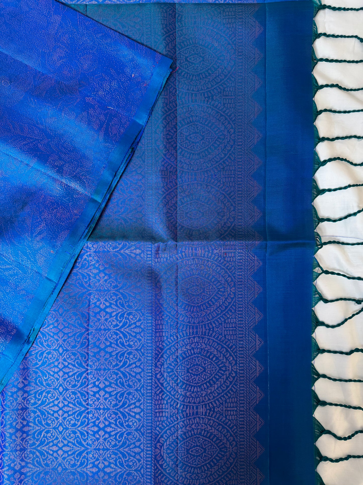 Vyanra- Blue Soft Silk Saree with Metallic Zari Weave