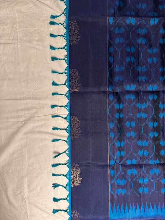 Tārā – Midnight Blue Soft Silk Saree with Shining Pallu & Ikkat Touches