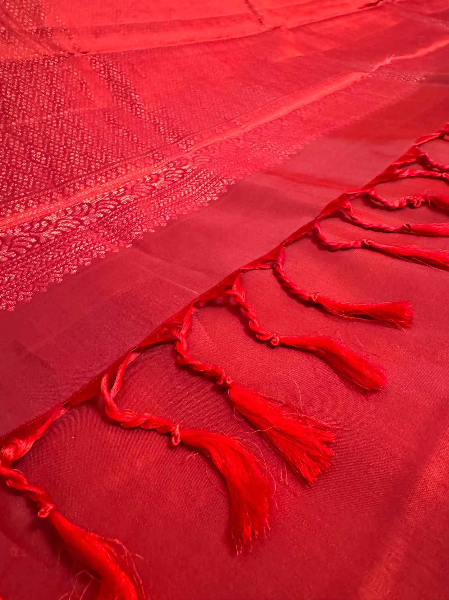 Ruhlaal- Classic Red Soft Silk Saree