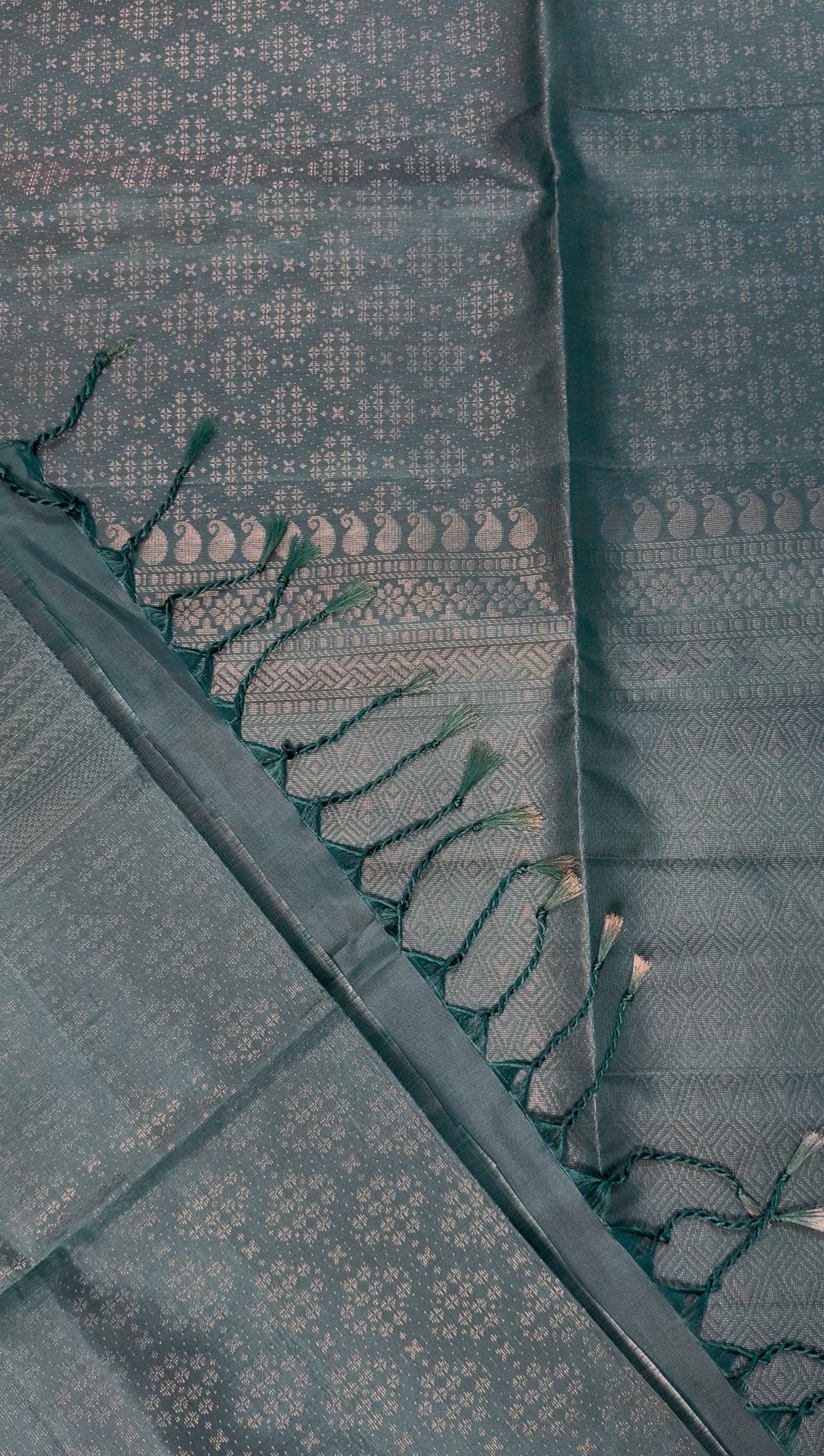Tavira – Lustrous Sky Blue Soft Silk Saree with Delicate Sheen
