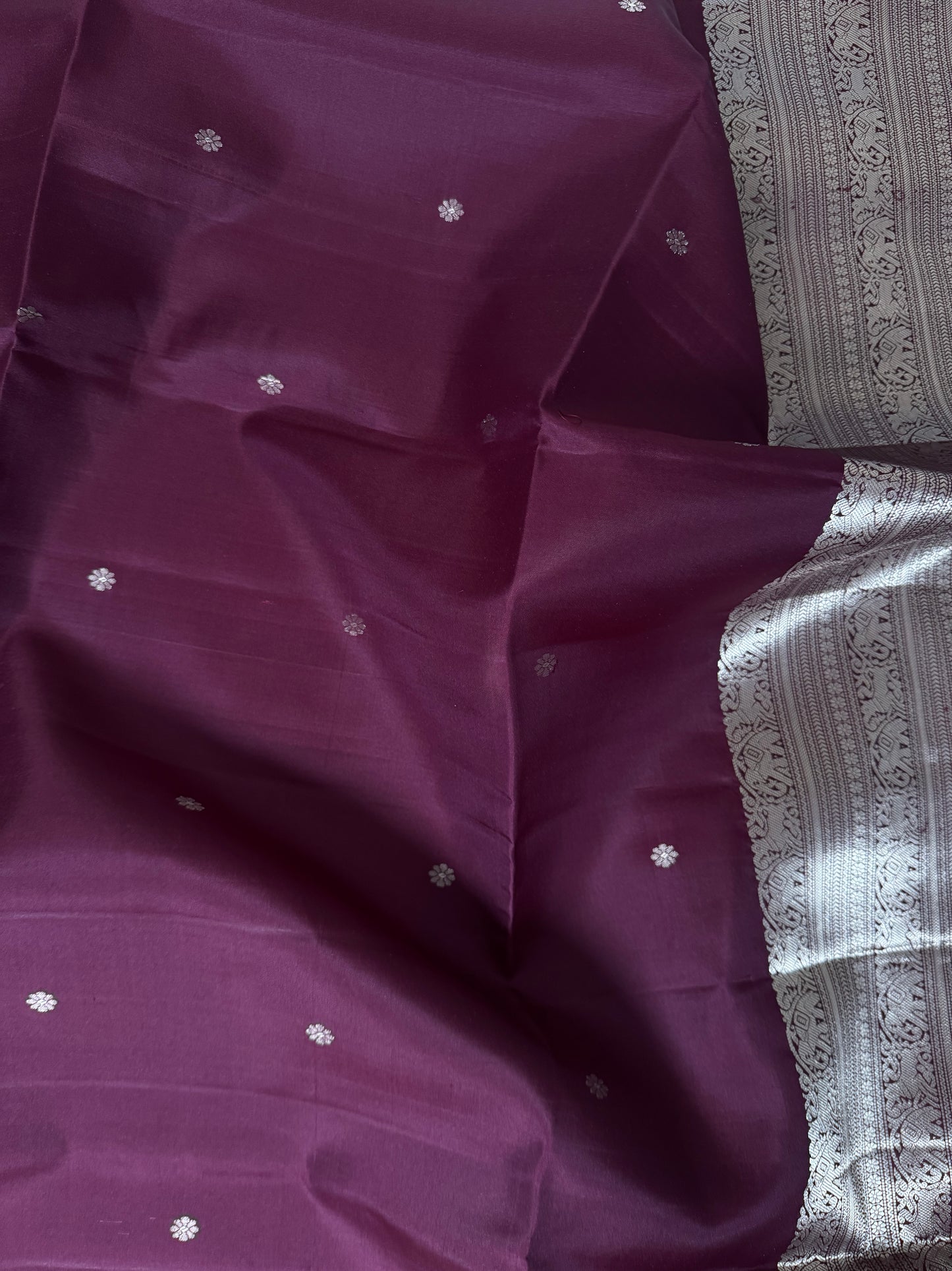 Sira – Dark Purple Soft Silk Saree with Beige & Metallic Silver Pallu