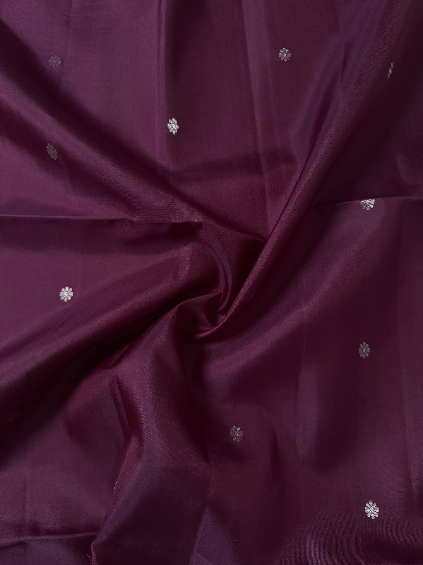 Sira – Dark Purple Soft Silk Saree with Beige & Metallic Silver Pallu