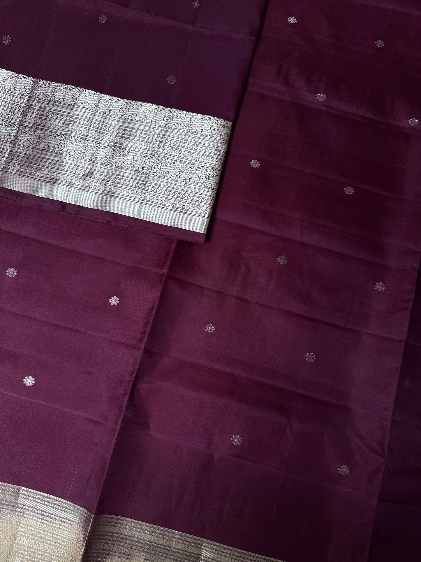 Sira – Dark Purple Soft Silk Saree with Beige & Metallic Silver Pallu