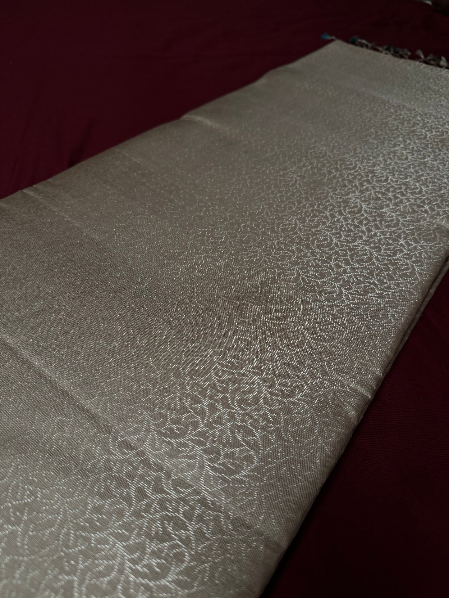 Soliel Silk – Champagne Cream Saree with Metallic Zari Weave