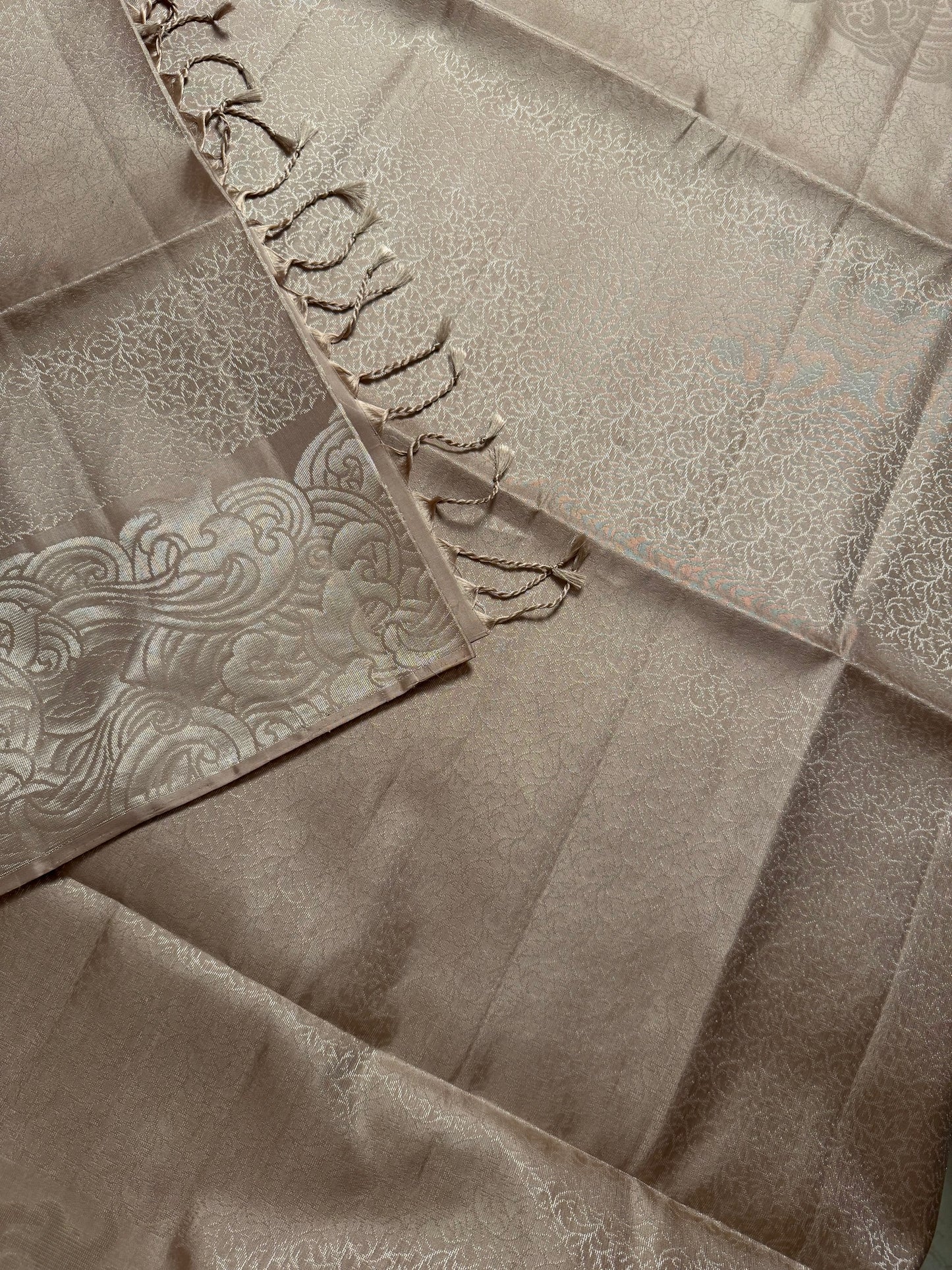 Soliel Silk – Champagne Cream Saree with Metallic Zari Weave