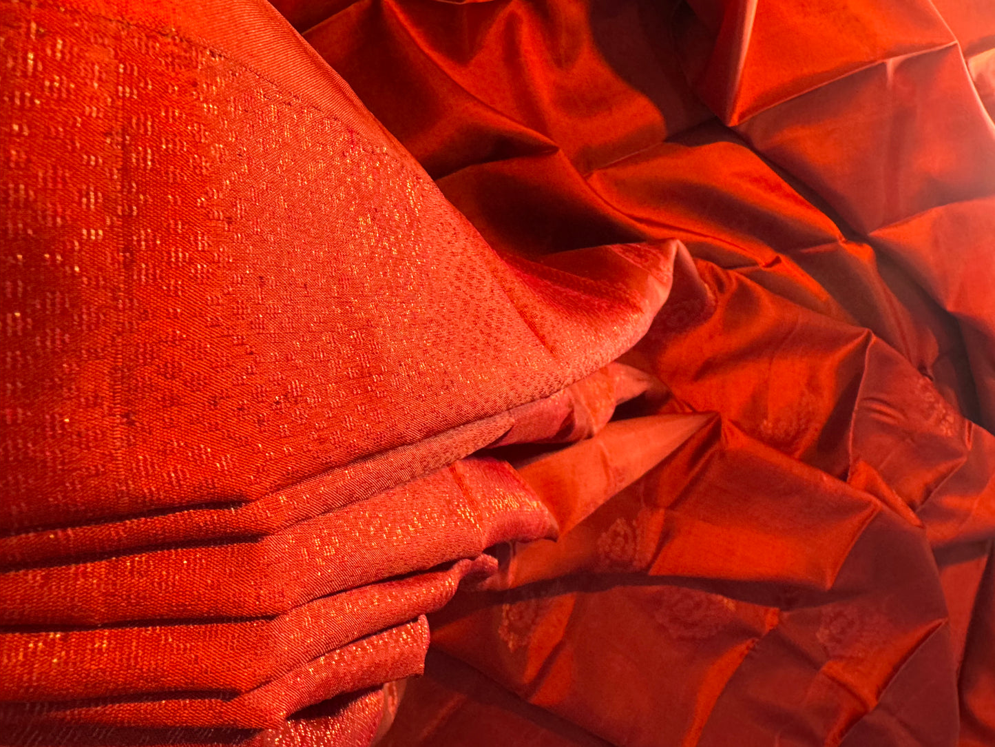 Ruhlaal- Classic Red Soft Silk Saree